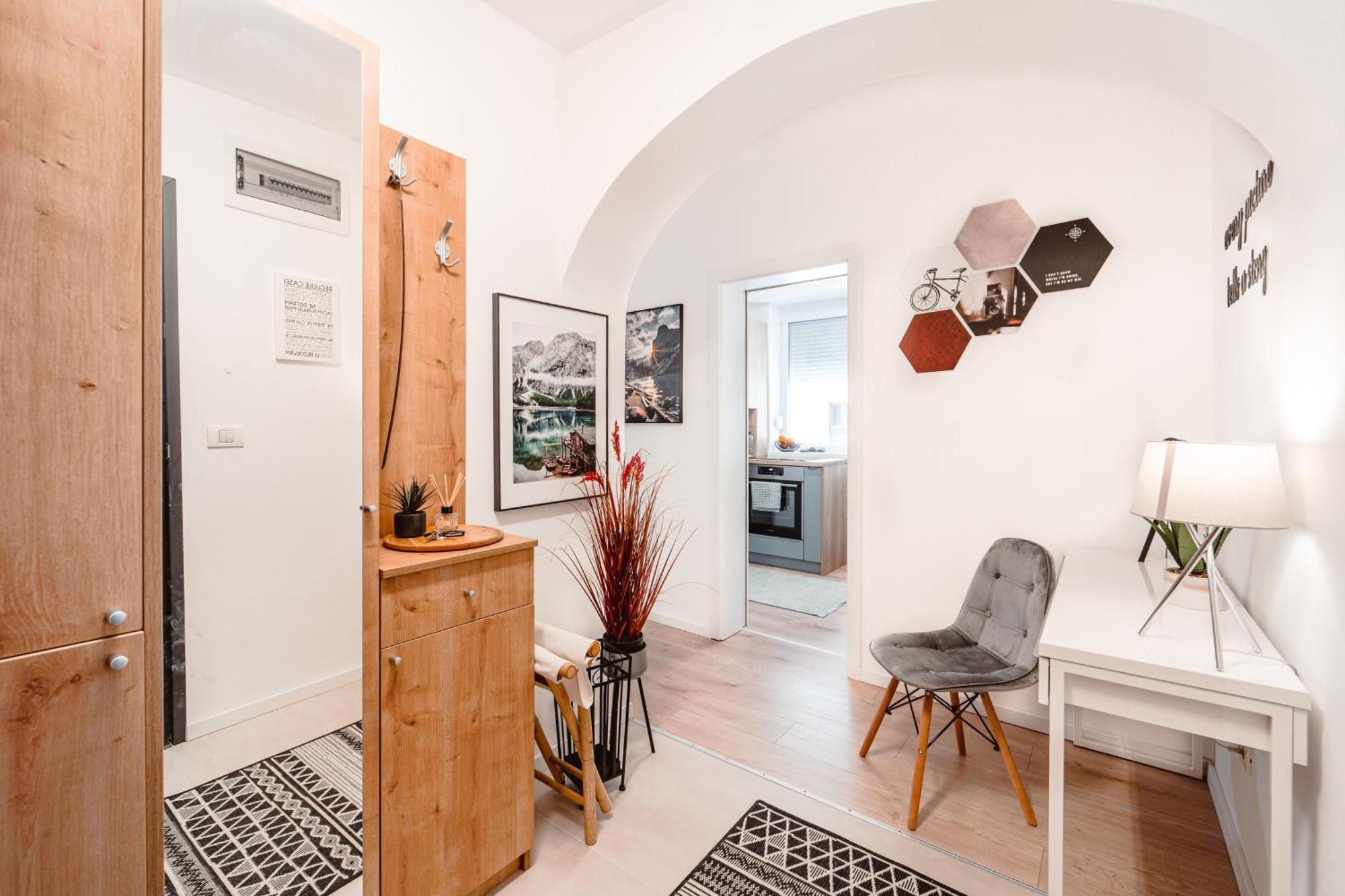 טימישוארה Central Athena Studio - Inima Pietei Unirii - By Openhouse Apartments מראה חיצוני תמונה