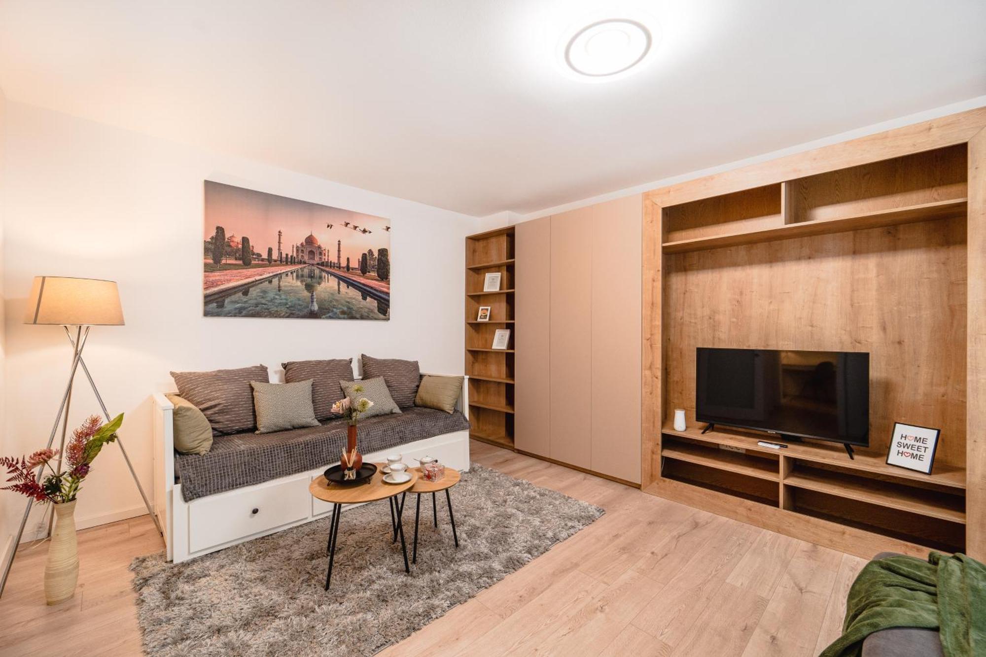 טימישוארה Central Athena Studio - Inima Pietei Unirii - By Openhouse Apartments מראה חיצוני תמונה
